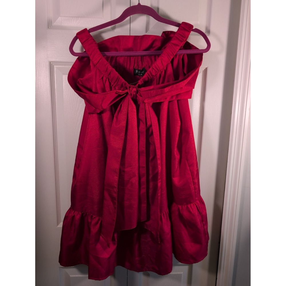 Fate Strapless Pink Red Mini Dress Medium NWT Vacation Cocktail Baby Doll Dress